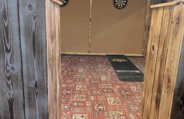 141 -Two bed Chalet on Sunbeach Holiday Park - Sleeps 6, pet friendly, FREE pool and entertainment passes included - plus WiFi with bedding and towels included - only 300m from the beach! - Foto 4