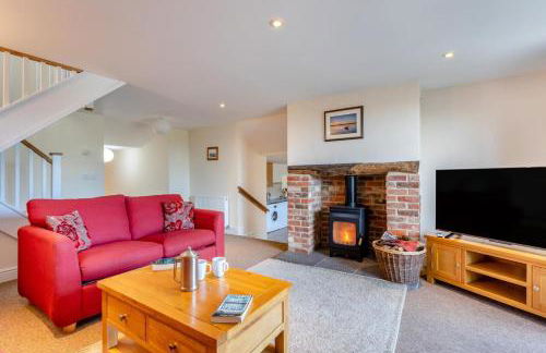 3 Bed in Burton Bradstock oc-c30570 - Photo 5