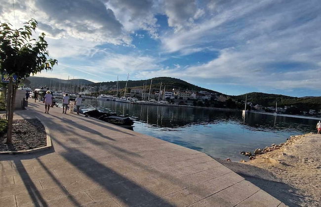 Cute apartment in stone house near sea - Foto 56