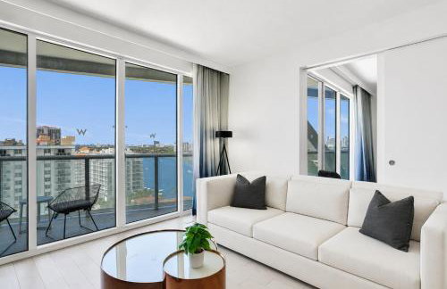 Luxury Corner 1 BR W Residence with Fantastic Intercoastal Views, Pool & Hot tub - Foto 1