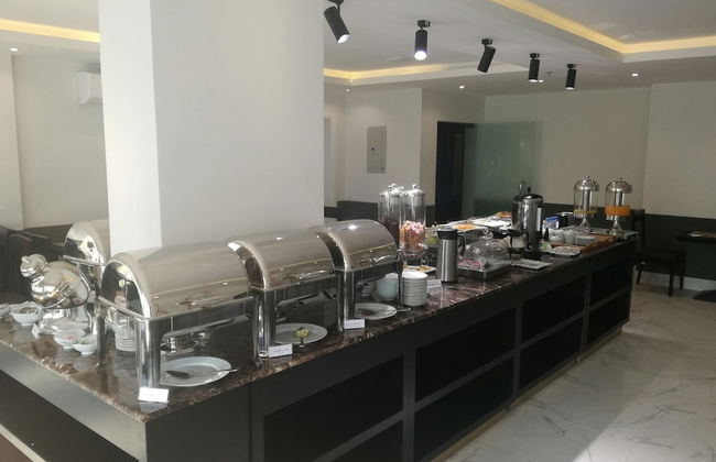 Remaz Hotel & Suite - Photo 50