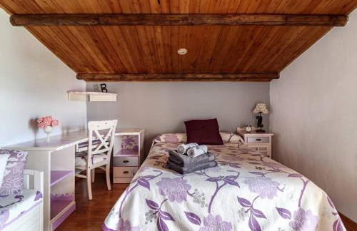 Encantadora casa con piscina privada y chimenea - Foto 34