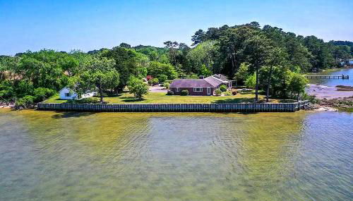 Bayfront Retreat with Game Room and Outdoor Pool! - Foto 2