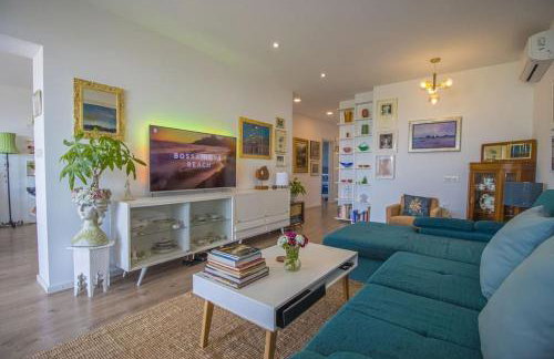 Sunset Oasis “VELLY” 1BR w/ Sea View & Parking - Foto 25