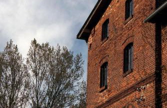 ŻAR - Gorzelnia w Żarnowcu - Foto 3