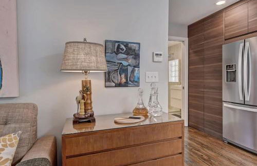 Comfortable 1BR Myers Park Oasis - Foto 10