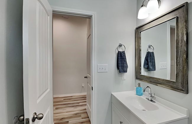 Pelican's Perch by Miss Kitty’s - Photo 32