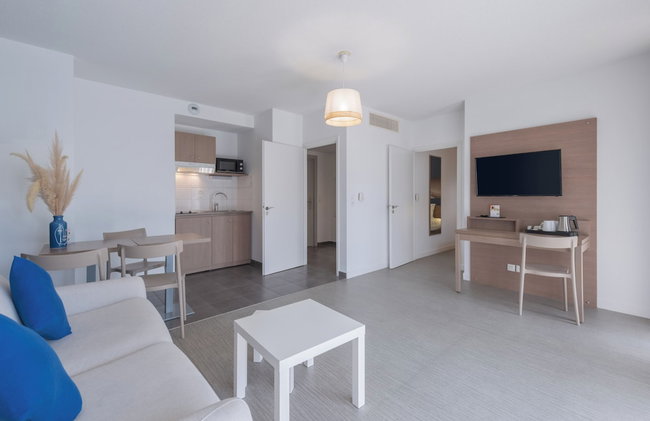 Comfort Aparthotel Cannes Mandelieu - Photo 43