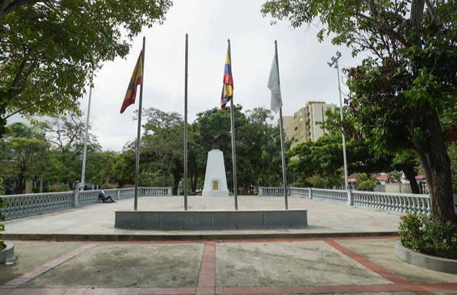 Tour of El Prado Neighborhood - Foto 3