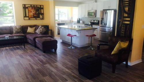 Spacious Beach House Unit,Beautifully Furnished 2 Bed 2Bath./2Min.Walk To Beach - Foto 2