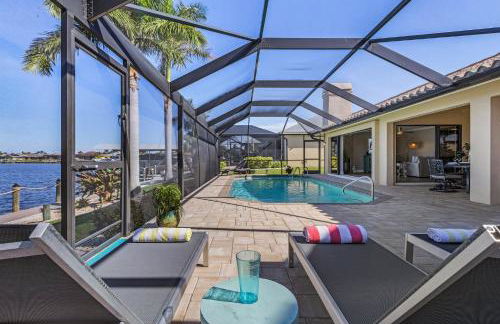 Modern, Luxurious, Waterfront home with Heated Pool - Villa Dock Holiday - Roelens Vacations - Foto 49