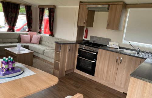 Deluxe 3 bedroom caravan in Haven's Seton Sands Holiday Village,Wifi - Foto 23