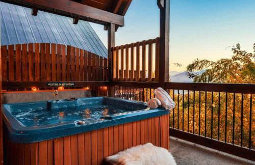 Splashtacular: Indoor Pool~Gorgeous Views~HotTub~GameRoom~Resort - Photo 24