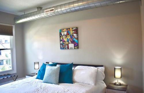 Urban Oasis 4BR Industrial Apartment - Foto 11