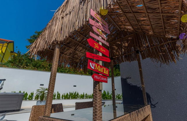 Lorena Stylish Sea View Villa - Foto 27