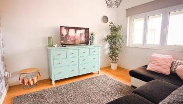 Vivienda de uso turístico Piso de Castro - Foto 2