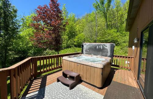 The Ridge Chalet in Ellicottville Hot Tub & Sauna - Foto 46