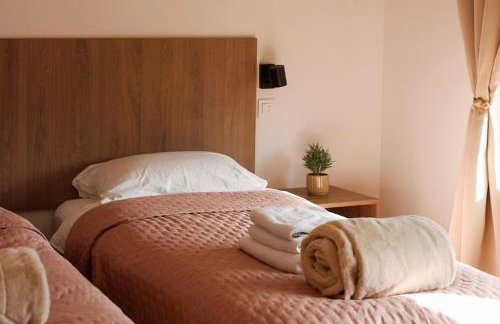 House AGAPE near Zagreb with rooftop jacuzzi - Foto 18