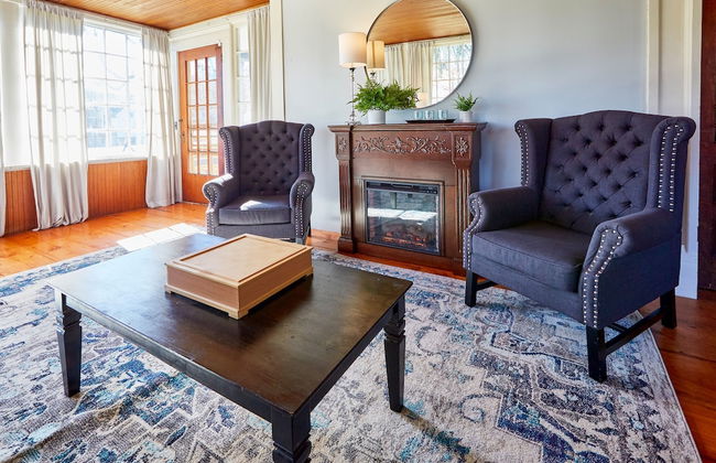 Home Near Hiking Biking w Hottub 6 Bedrooms - Foto 10