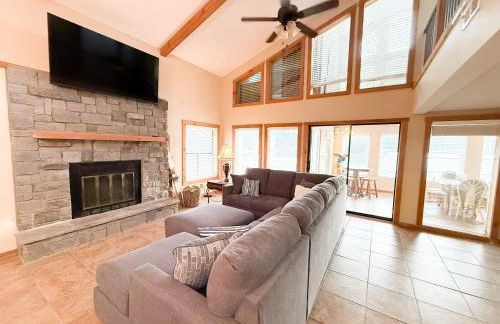 Lakefront-4BD3BA-Sleeps 12PP - Photo 26