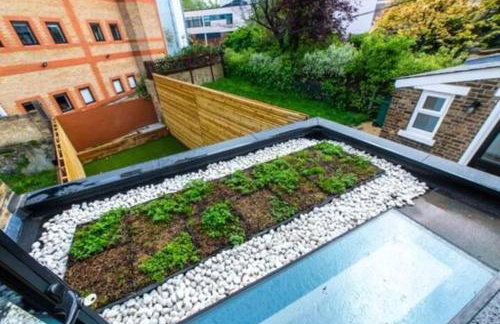 Laurie Grove - Foto 50