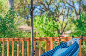 Texas Vacation Home, Game Room & POOL by Sixflags - Foto 60
