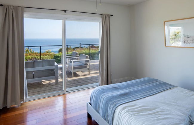 Bluff by Avantstay Gorgeous Malibu Getaway w/ Hot Tub & Spectacular Ocean Views - Photo 3
