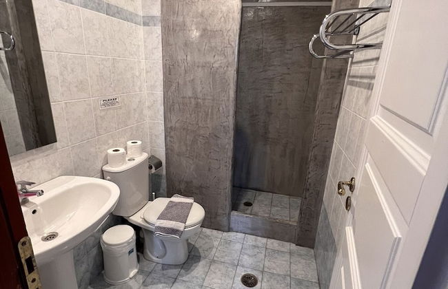 Birds Villa Apartments with Heated Pool - Including Car and Breakfast - Photo 44