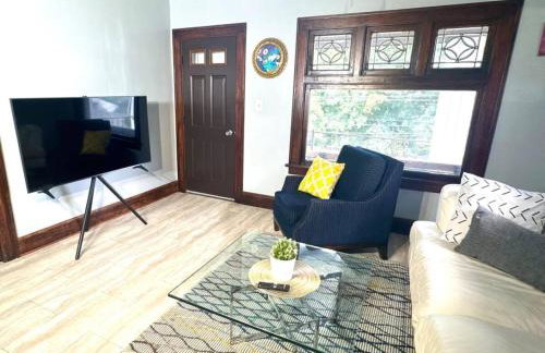 Near Downtown, Tremont, Ohio City, and central! - Foto 6