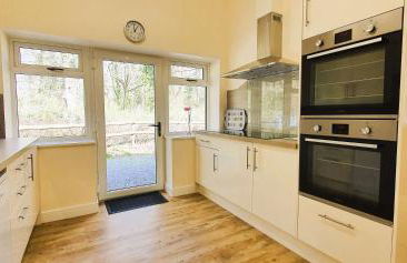 The Victorian Barn, Self-Catering Holidays with Pool and Hot Tubs, Dorset - Foto 16