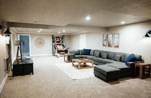 Large & Spacious Home, Sleeps 23+ near SLC - Foto 50