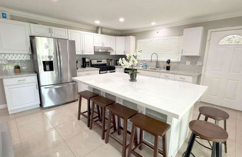 Disneyland Lux Villa 6BR 4BA Mini Golf Arcade Game - Foto 12