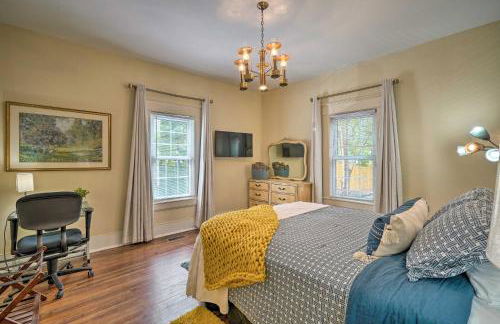 Bright and Airy Durham Cottage with Covered Porch - Photo 18