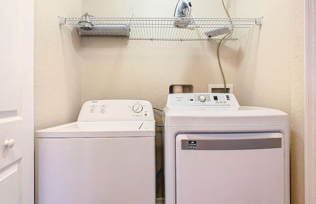 Family Getaway 4BR Townhome by Old Town - Foto 35