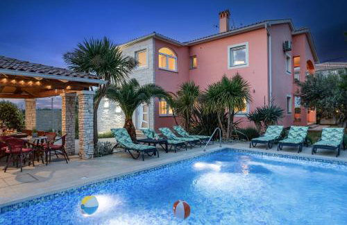 Modern Mediterreanean Villa by villatinapula - Foto 42