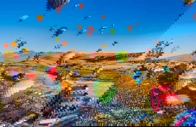 2BR Getaway Pool Gym Basketball Court Theater Access - Photo 32