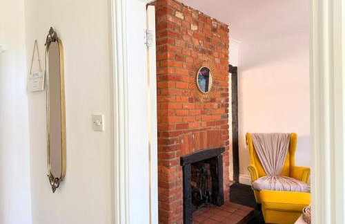 New Spacious 4 Bedrooms 5 Beds House Sleeps 8! - Foto 21