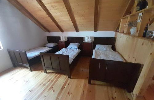 Baške Oštarije - kuća za odmor - Foto 7