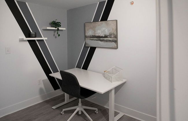 Cameo Hotel and Suites - Photo 27