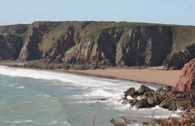 Courtyard Cottage With hot tub and Walled Garden - Foto 27