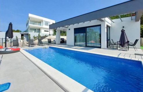 Stunning Home In Reburici, Trget - Foto 1