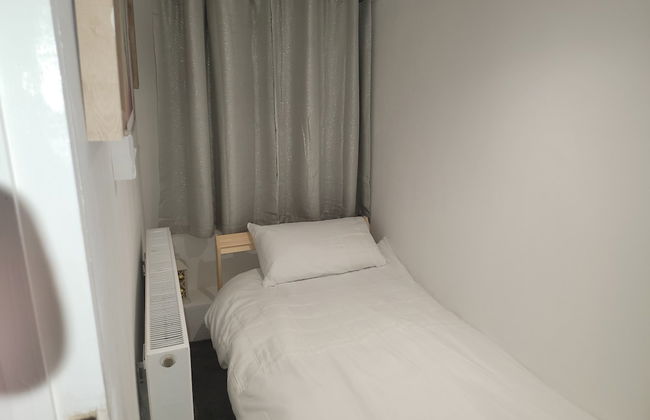 Hidden Treasure- 2 Beds Sleeps 3 Gillingham - Foto 2