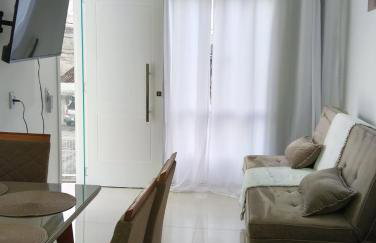 Apto Moderno a 700 metros da praia com varanda - Photo 1