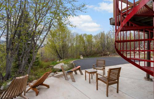 Secluded Mtn home by Purg, Hot Tub, Views! Pets ok - Foto 41