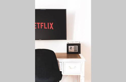 PENTHOUSE Loft 5MIN PALAIS DES FESTIVALS AND BEACH terrace view on castle - Photo 27