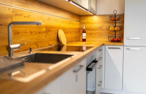 Schloßberg-Domizil mit Weitblick - Arbeitsplatz, Balkon, Netflix, Badewanne & Yogamatte - Foto 14