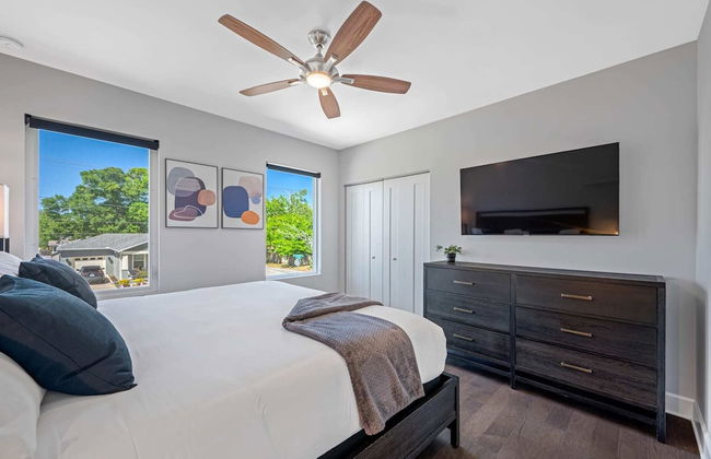 Luxury Tampa Home w/ Pool, Jacuzzi & Amenities - Foto 15