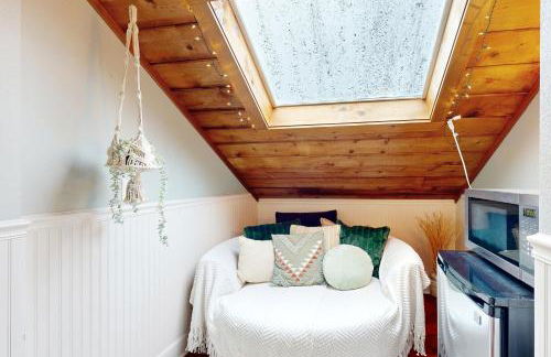 Beautiful Briny Retreat - Photo 19