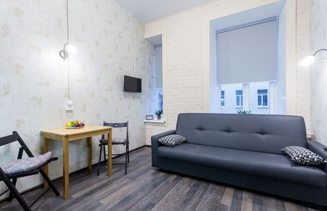 Guests Love on Blokhina - Foto 24