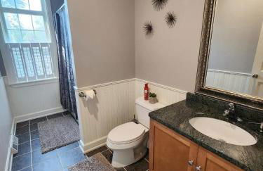 Waterfront Oneida Lake Lux House - Photo 9